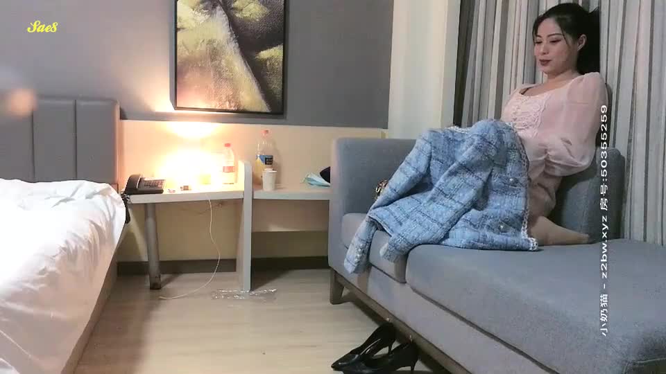 好基友探花两兄弟3P湖北小少妇